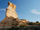 Paisajes sorprendentes saludan en el paisaje único de Monegros.