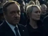 Fotograma extraído del vídeo promocional de 'House of Cards', con Kevin Spacey y Robin Wright.