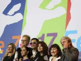 Los miembros del jurado de la Berlinale 2013: Ellen Kuras, Tim Robbins, Shirin Neshat, Wong Kar Wai, Susanne Bier, Athina Rachel Tsagari y Andreas Dresen.