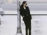 Fotograma del vídeo de la canción 'Walking On Thin Ice' de Ono, editada en 1981, un año después de la muerte de Lennon