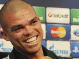 Pepe, defensa del Real Madrid, en rueda de prensa.