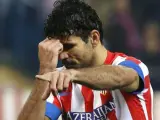 Diego Costa celebra uno de sus goles ante el Sevilla.