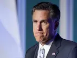 El candidato republicano, Mitt Romney, habla ante pequeños y medianos empresarios hispanos reunidos el 17 de septiembre 2012, en Los Ángeles (CA, EE UU). Ese mismo día un vídeo grabado en secreto destapa sus comentarios sarcásticos sobre los votantes de Obama y bromea sobre el voto latino.