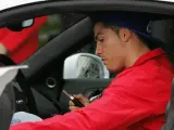 Una imagen de Cristiano Ronaldo en su coche, en una imagen de archivo.
