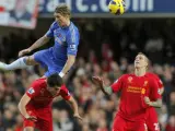 El delantero español del Chelsea, Fernando Torres, ante el Liverpool.