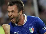 Antonio Cassano celebra su gol en el Italia - Irlanda.