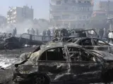 Destrozos causados por la explosión de un coche bomba en el centro de Damasco, Siria.