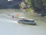 Uno De Los Barcos Por El Ebro