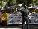 Funcionarios de Justicia protestan en la apertura del año judicial