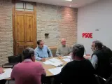 César Luena con el Grupo de Mayores del PSOE