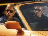 Paul Walker y Vin Diesel en la primera entrega de la saga 'Fast & Furious': 'A todo gas'.