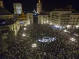 Decenas de miles de personas se manifestaron en Valencia contra el cierre de la Radio Televisión de Valencia.