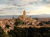 Una vista general de Segovia, con su catedral en el centro.
