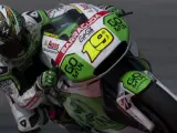 El piloto español de MotoGP Álvaro Bautista, de Go & Fun Honda Gresini, asiste a las pruebas de pretemporada en el Circuito Internacional de Sepang.