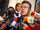 El ministro de Exteriores venezolano Elías Jaua denuncia que EE UU negara el sobrevuelo de su espacio aéreo al avión del presidente Nicolás Maduro.