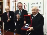 Isidoro Álvarez recibe la Medalla de Plata del CVC