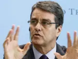 El director general de la Organización Mundial del Comercio (OMC), el brasileño Roberto Azevedo, durante una rueda de prensa celebrada para presentar el informe anual de la OMC en Ginebra.