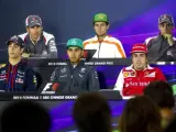 Varios pilotos de Fórmula 1, en la rueda de prensa previa al Gran Premio de China de Fórmula Uno, en Shanghái (China).
