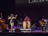 El grupo La Chocolata durante la jornada inaugural del Festival multicultural WOMAD Cáceres.