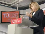 La candidata socialista Elena Valenciano durante su comparecencia en la sede del partido, en Madrid, tras conocer los resultados de las elecciones al Parlamento Europeo.
