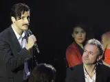 El actor Juan Diego Botto pronuncia unas palabras tras recoger el premio Max al mejor autor revelación, por la obra 'Un trozo invisible de este mundo', durante la XVII edición de los premios Max de las Artes Escénicas, esta noche en el Teatro Circo Price, en Madrid.