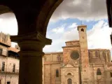 La imponente silueta de la catedral de Sigüenza