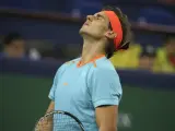 El tenista balear Rafa Nadal se lamenta tras perder un punto con Feliciano López en su compromiso de segunda ronda del Masters de Shanghái.
