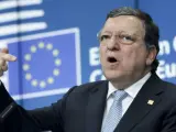 El presidente de la Comisión Europea (CE), Jose Manuel Durao Barroso, durante una rueda de prensa tras participar en una cumbre de líderes de la UE en la sede del Consejo Europeo en Bruselas.