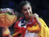Fotografía facilitada por Badmintonphoto de la española Carolina Marín tras conseguir este domingo un oro histórico para el bádminton nacional al derrotar a la china Li Xuerui.