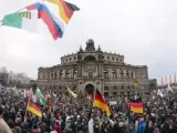 Manifestantes convocados por el partido Pegida, en una concentración celebrada en la ciudad alemana Dresde.
