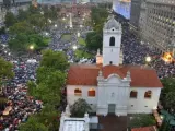 Vista aérea de la marcha convocada por los fiscales argentinos en homenaje al fiscal Alberto Nisman en Buenos Aires (Argentina).