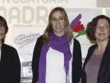 Tania Sánchez (centro), de Convocatoria por Madri; Inés Sabanés (izquierda), de Equo; y Emilia Sánchez (PSM), en un acto celebrado en el Centro Cultural Fernando Lázaro Carreter.