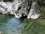 El arroyo de las Truchas vierte su agua en el r&iacute;o Borosa.