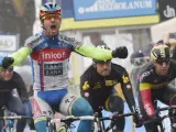 El ciclista eslovaco Peter Sagan, del equipo se Tinkoff-Saxo, se proclama vencedor de la sexta y penúltima etapa de la Tirreno-Adriático (Italia), de 210 kilómetros entre las localidades de Rieti y Porto Sant'Elpidio.