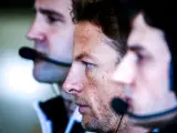 Jenson Button, muy serio en el circuito de Albert Park en Melbourne (Australia).