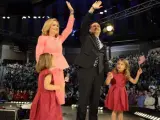 El senador por Texas Ted Cruz, junto con su mujer Heidi y sus hijas Catherine y Caroline durante un acto en Virginia, Estados Unidos.