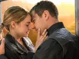 Shailene Woodley y Theo James protagonizan 'Divergente'