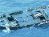 Imagen de los restos de un barco hallados en la costa de Oregón, Estados Unidos, y que se cree que pertenecen al tsunami de Japón de 2011.