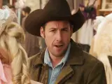 Los chistes racistas le cuestan un boicot a Adam Sandler