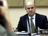 El ministro de Economía, Luis de Guindos, durante su comparecencia a petición propia ante la Comisión de Economía y Competitividad.