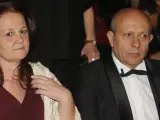 Montserrat Gomendio y José Ignacio Wert en los Premios Goya 2015.