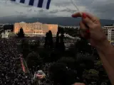 Miles de personas se manifestaron en el centro de Atenas para dar su respaldo al "sí" en el referéndum sobre la propuesta de acuerdo de las instituciones que se celebrará el próximo domingo.