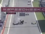Momento posterior al impcto entre el coche de Nicholas Latifi y el de Roberto Merhi en la prueba de Austria de las World Series by Renault.