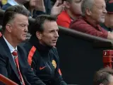 Van Gaal, en el banquillo.