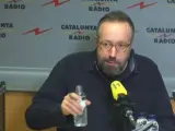 El diputado Juan Carlos Girauta, portavoz de Ciudadanos en el Congreso, justo antes de abandonar una entrevista en Catalunya Radio.