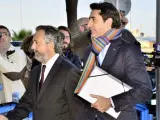 El exgerente de la Fundación pública Illesport Gonzalo Bernal (d), a su llegada a la sede de la Escuela Balear de la Administración Pública de Palma (EBAP).