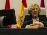 La alcaldesa de Madrid, Manuela Carmena, durante pleno en el Ayuntamiento.