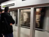 Andén de la L9 del metro