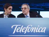 Fotografía de archivo (del presidente de Telefónica, César Alierta (d) junto al consejero delegado, José María Álvarez-Pallete.
