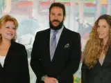 Carmen Cervera, con su hijo Borja Thyssen y su nuera Blanca Cuesta.